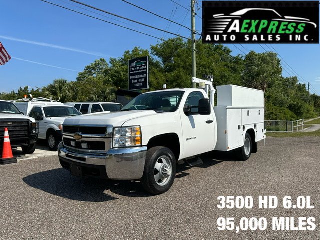 2010 Chevrolet Silverado 3500 Chassis Cab Work Truck's photo