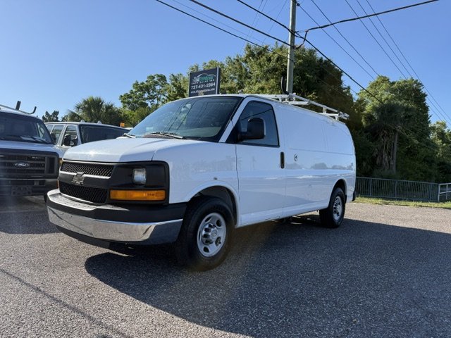 2014 Chevrolet Express's photo