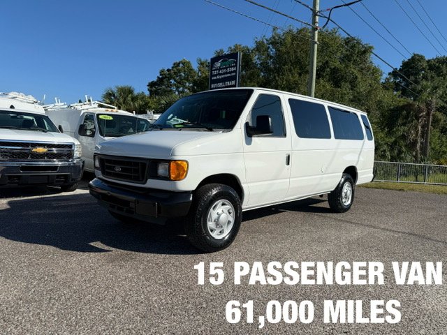 2006 Ford Econoline Wagon XL